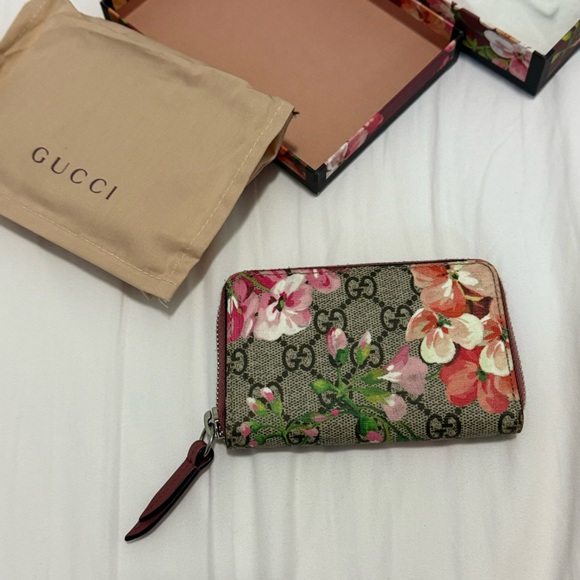 GG Supreme Monogram Blooms Zip Around Card Case Wallet AUTHENTIC - Picture 6 of 7